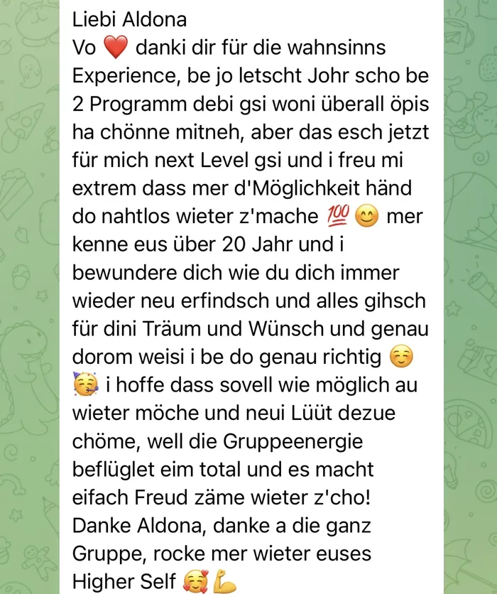 Original-Nachricht einer Kundin: Iconic Glowclub